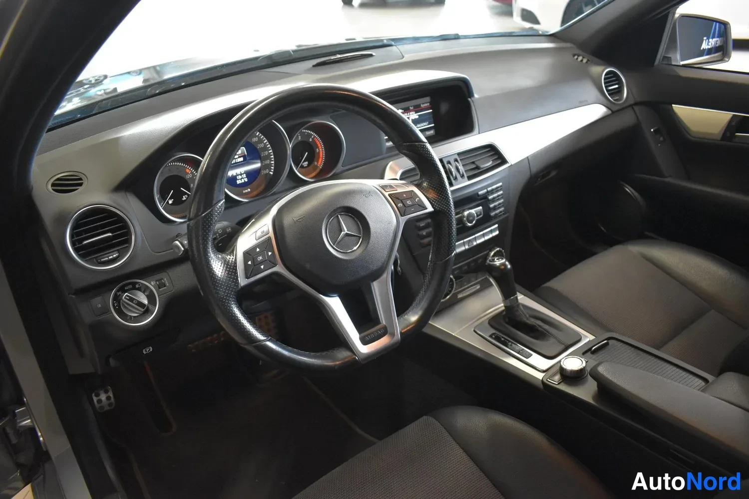 Harmaa Mercedes-Benz C 220 CDI 2013, ulkokuva 7 – Raisio