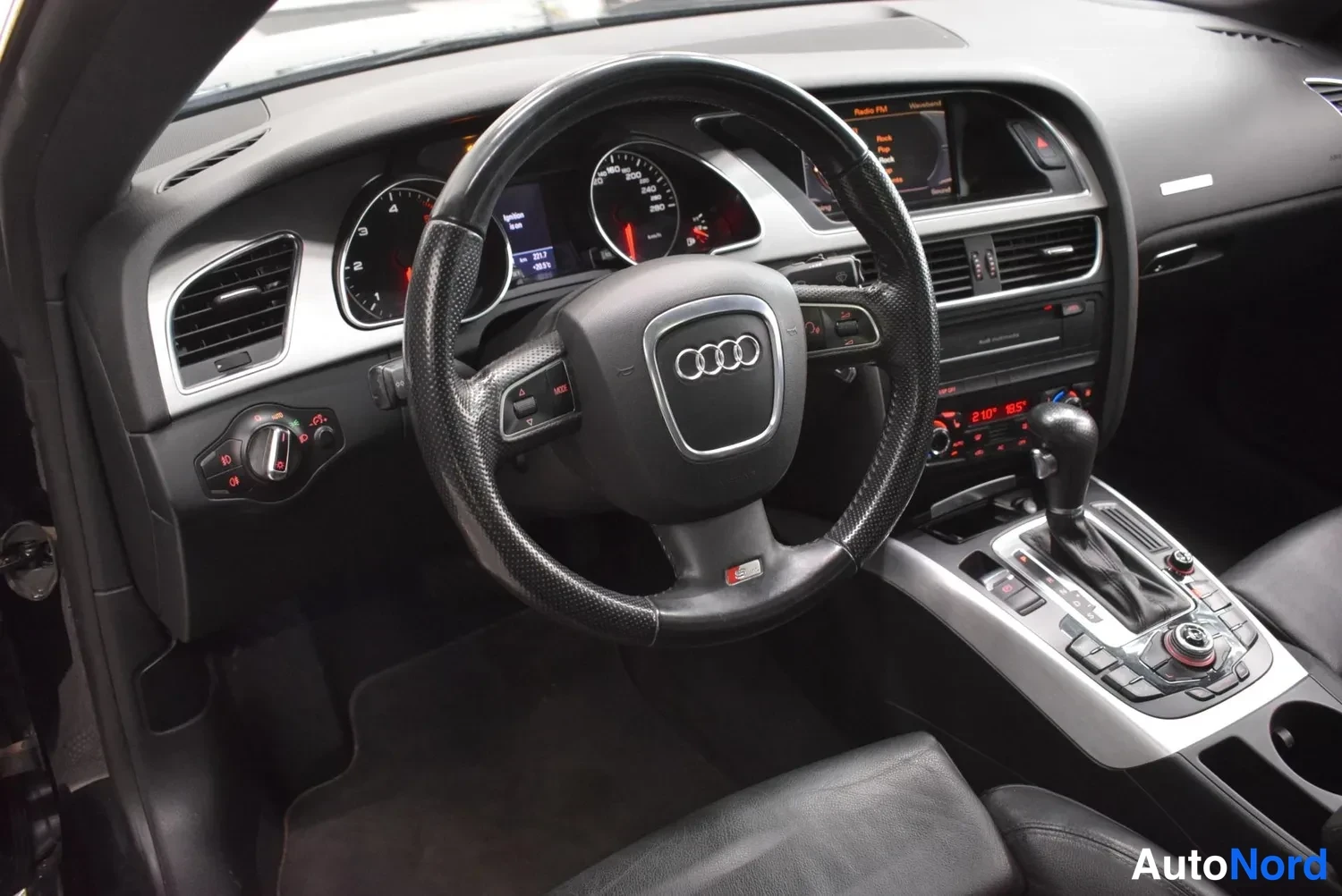 Musta Audi A5 Sportback 2010, kuva 38