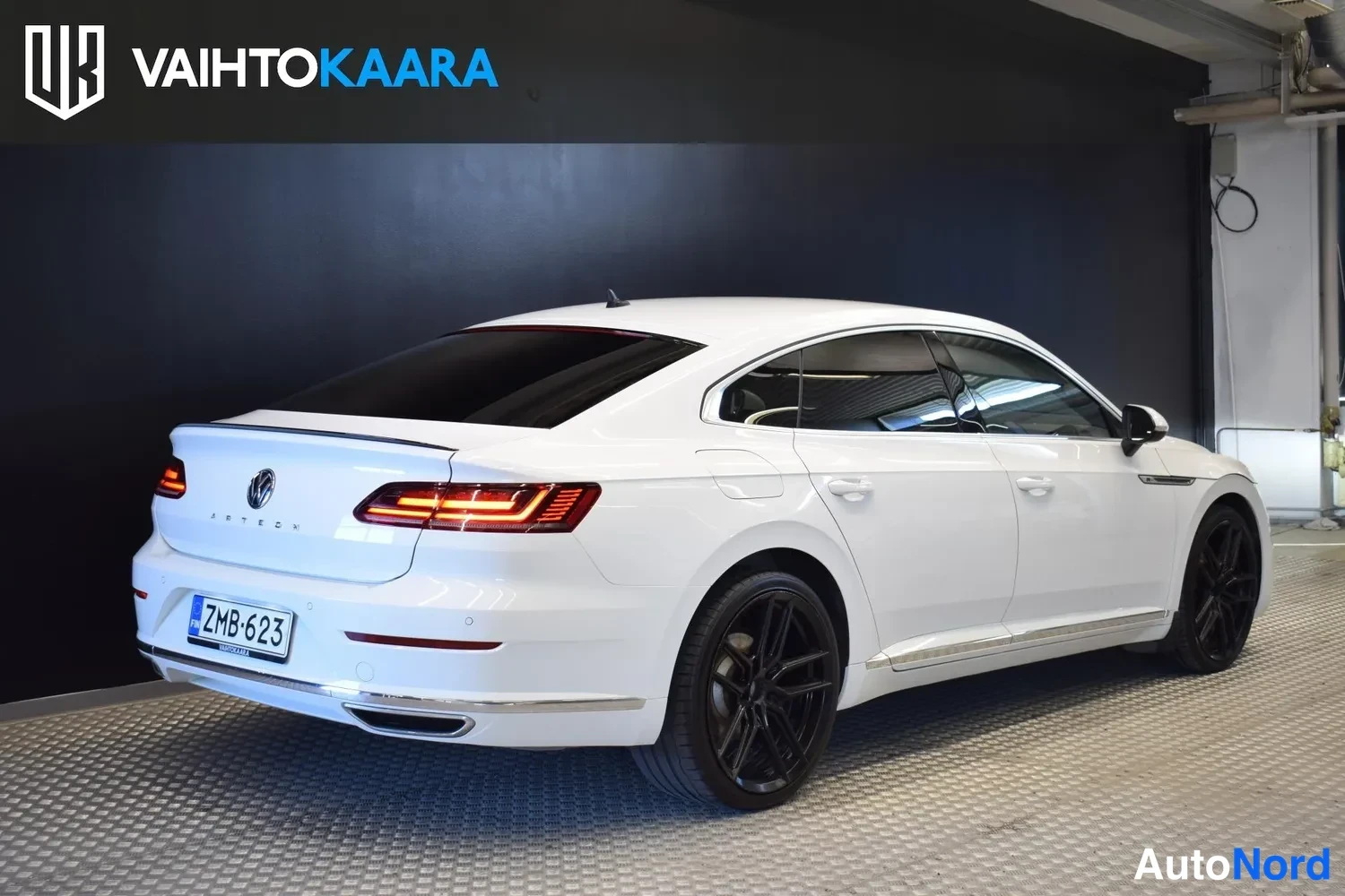 Valkoinen Volkswagen Arteon 2018, ulkokuva 4 – Raisio