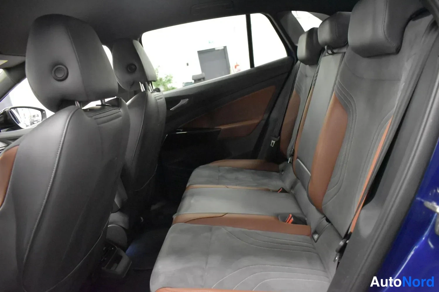 Sininen Volkswagen ID.4 2021, ulkokuva 10 – Raisio