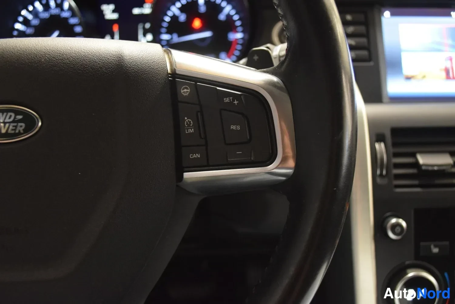 Harmaa Land Rover Discovery Sport 2015, ulkokuva 17 – Raisio