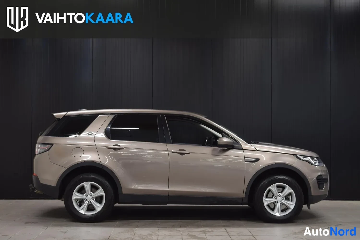 Harmaa Land Rover Discovery Sport 2015, ulkokuva 5 – Raisio