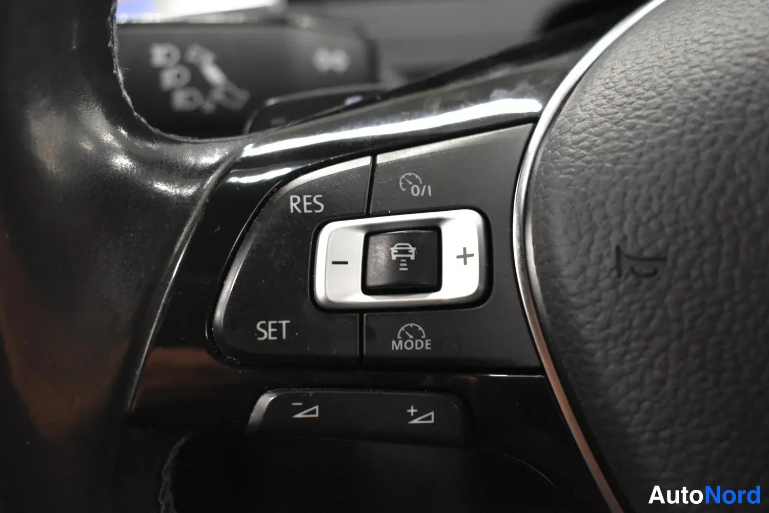 Musta Volkswagen Passat Variant 2017, ulkokuva 15 – Raisio