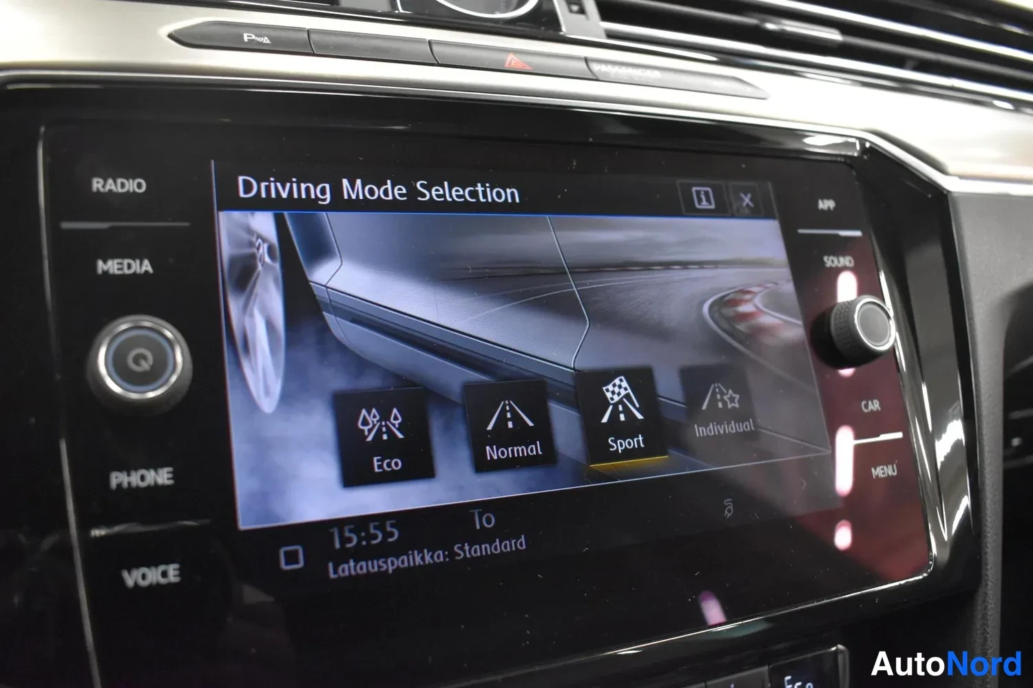 Musta Volkswagen Passat Variant 2017, ulkokuva 20 – Raisio