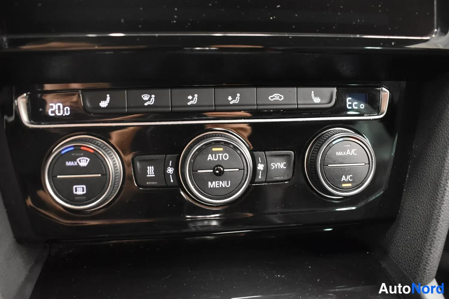 Musta Volkswagen Passat Variant 2017, ulkokuva 23 – Raisio