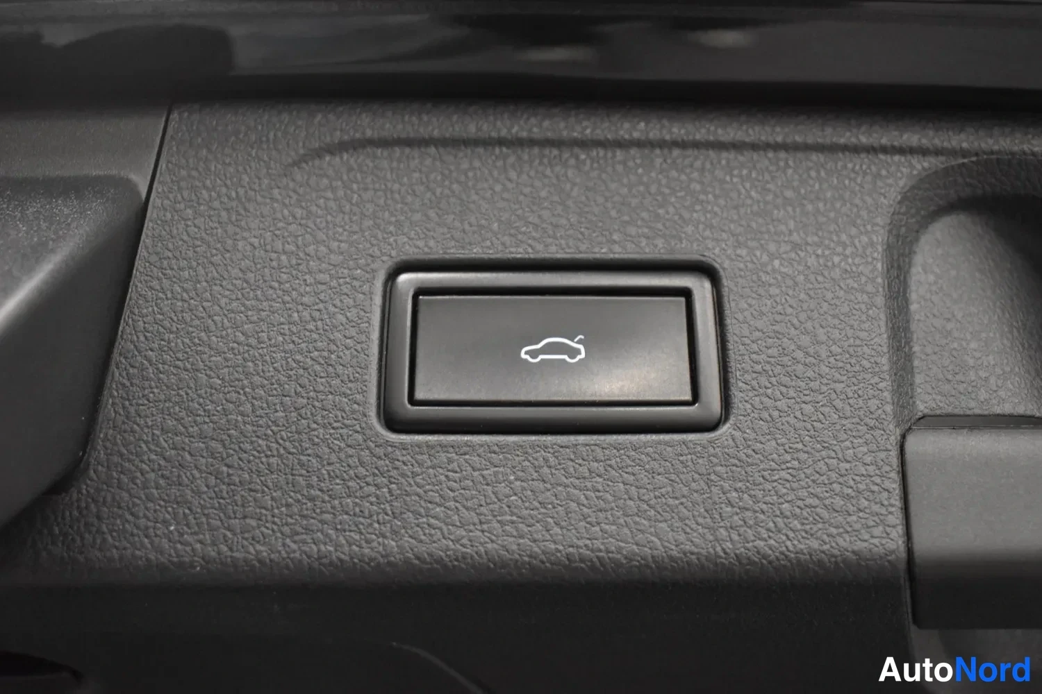 Musta Volkswagen Passat Variant 2017, ulkokuva 25 – Raisio