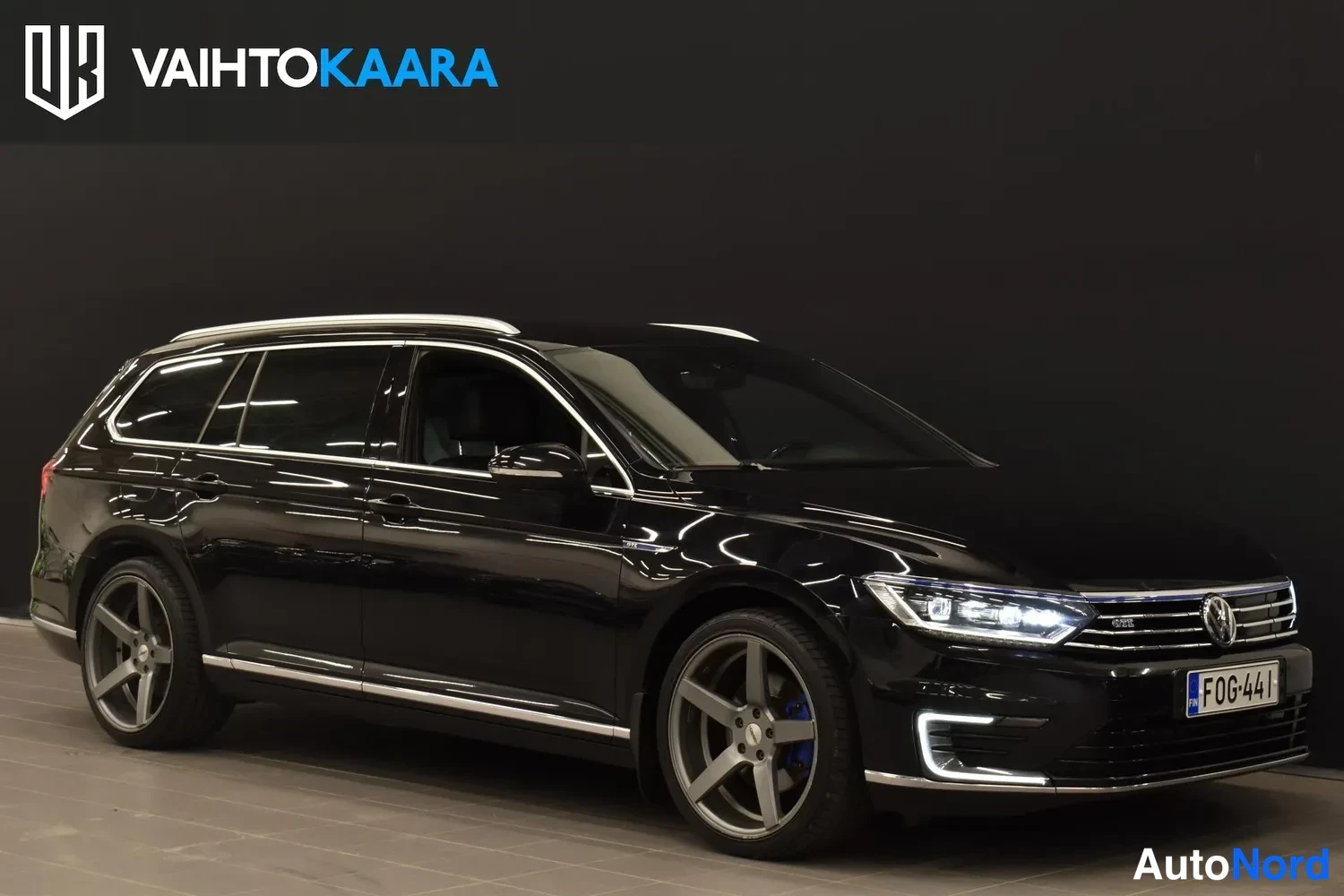 Musta Volkswagen Passat Variant 2017, ulkokuva 6 – Raisio