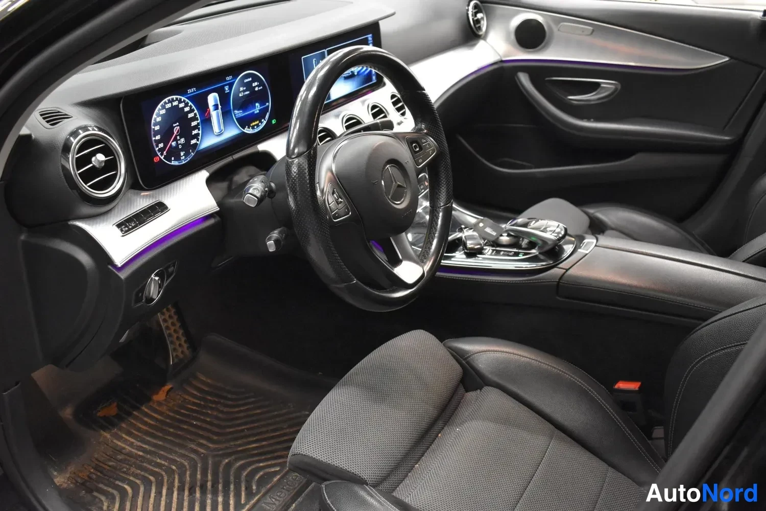 Musta Mercedes-Benz E 220 d 4MATIC 2018, ulkokuva 5 – Raisio