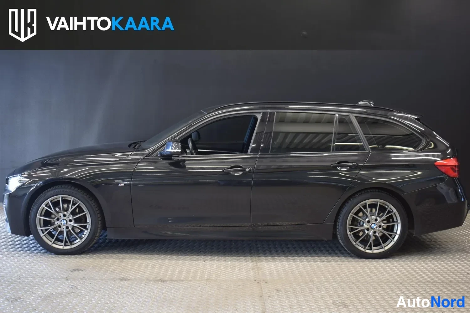 Musta BMW 320d xDrive 2019, ulkokuva 2 – Raisio