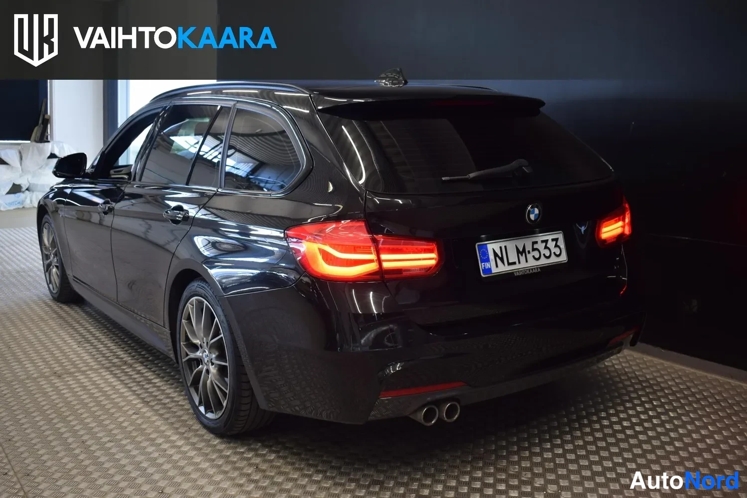 Musta BMW 320d xDrive 2019, ulkokuva 3 – Raisio