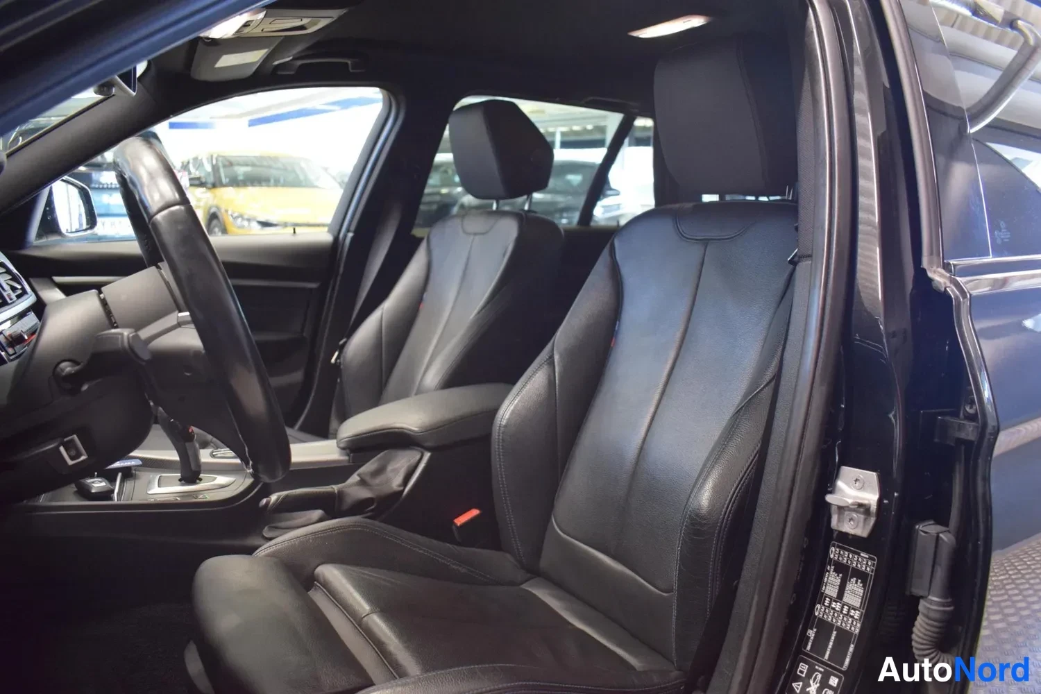 Musta BMW 320d xDrive 2019, ulkokuva 9 – Raisio