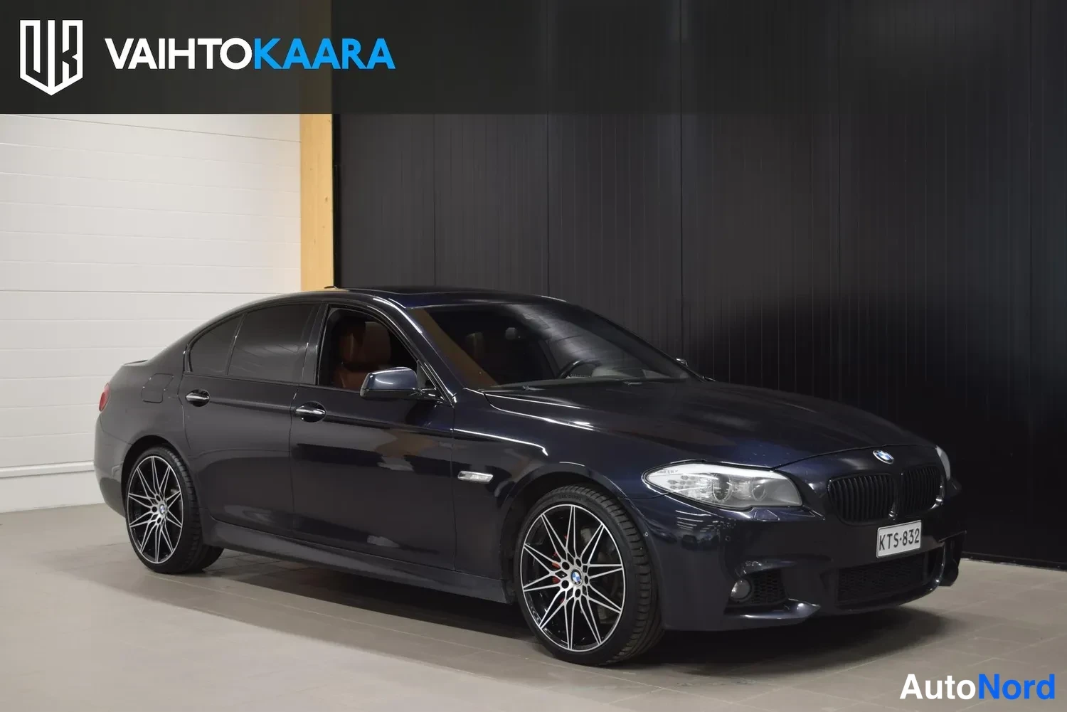 Musta BMW 530d xDrive 2013, ulkokuva 6 – Raisio