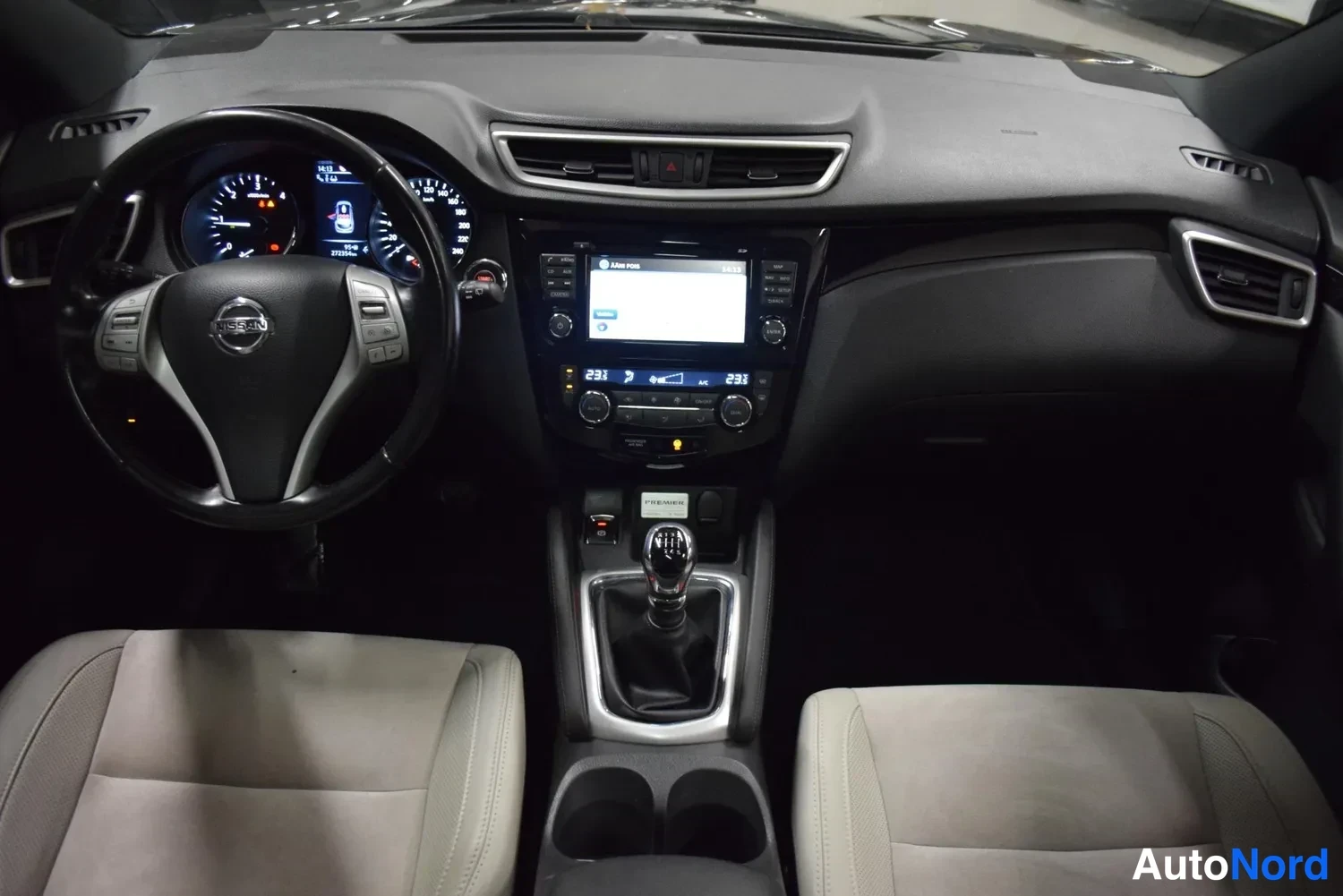 Violetti Nissan Qashqai 2014, ulkokuva 15 – Raisio