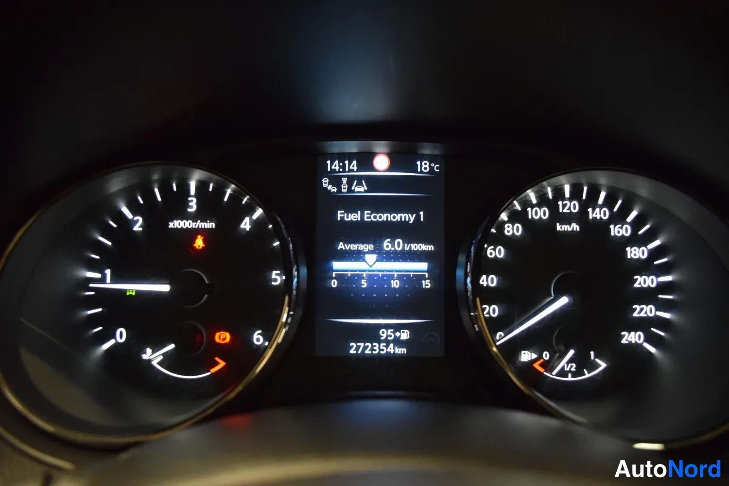Violetti Nissan Qashqai 2014, ulkokuva 16 – Raisio