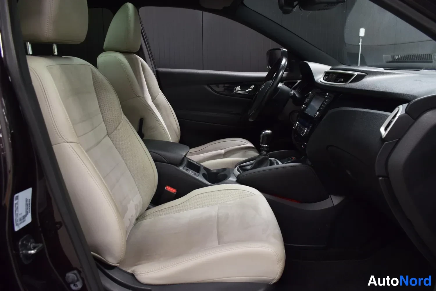 Violetti Nissan Qashqai 2014, ulkokuva 10 – Raisio