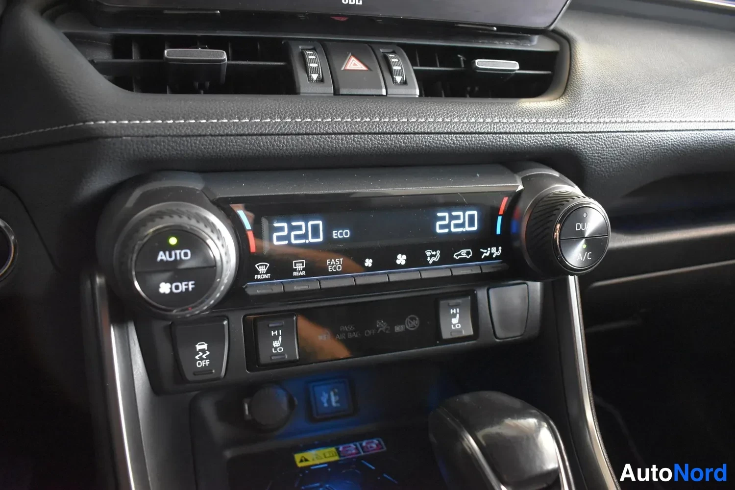 Musta Toyota RAV4 2023, ulkokuva 16 – Raisio