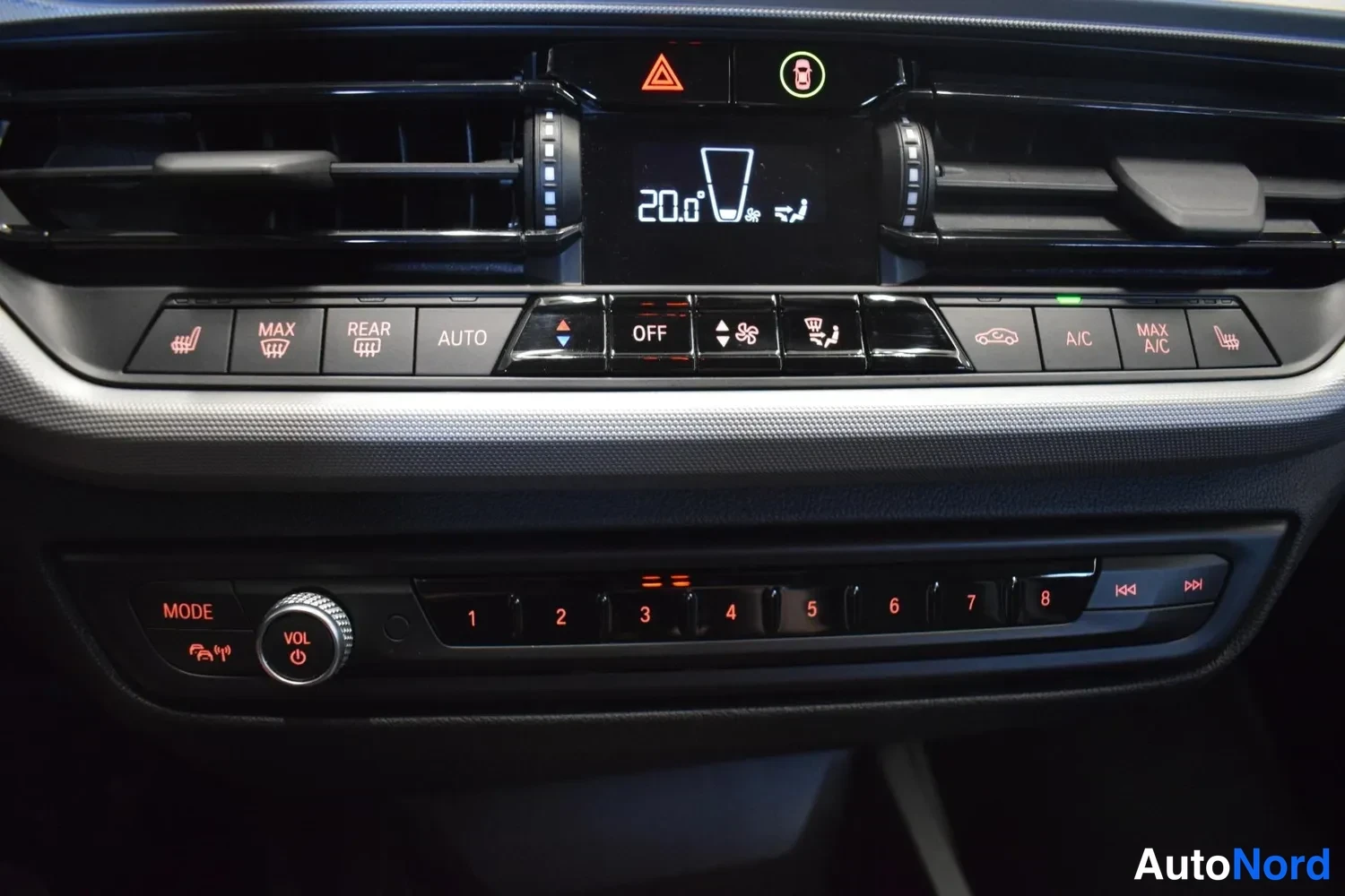Musta BMW 118i 2022, ulkokuva 13 – Raisio