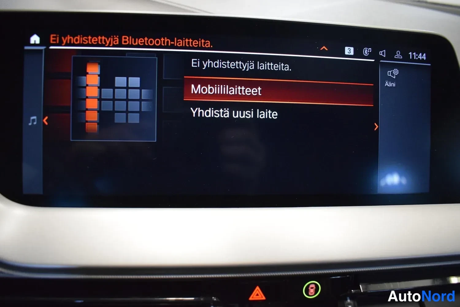 Musta BMW 118i 2022, ulkokuva 14 – Raisio