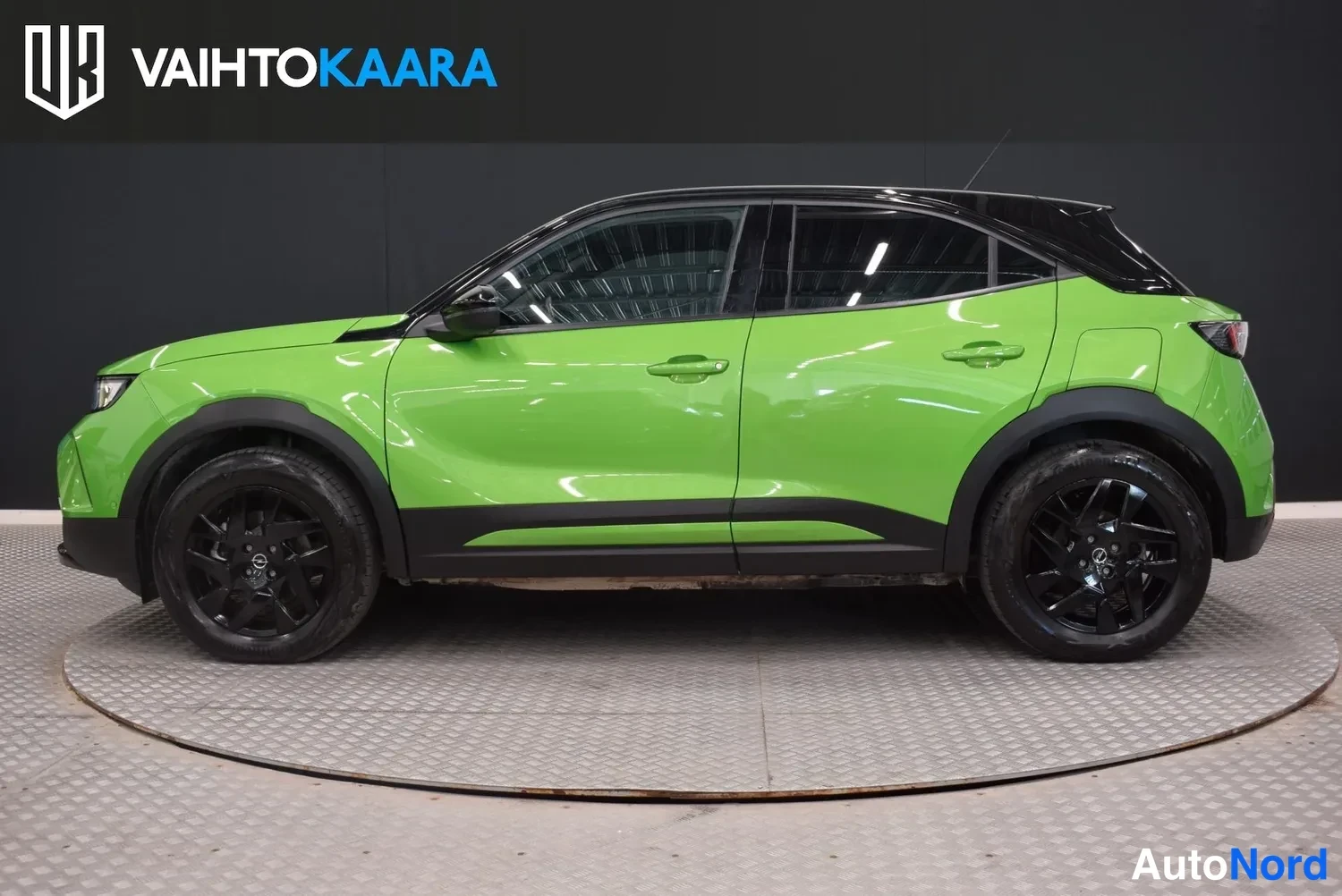Vihreä Opel Mokka-e 2023, ulkokuva 2 – Raisio