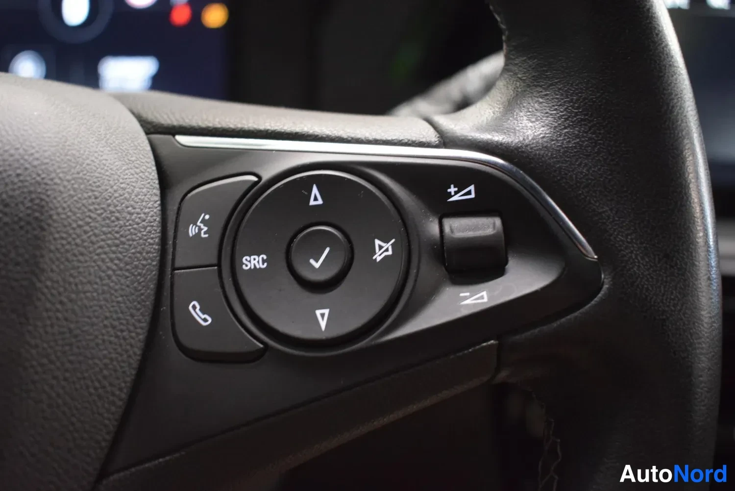 Vihreä Opel Mokka-e 2023, ulkokuva 15 – Raisio
