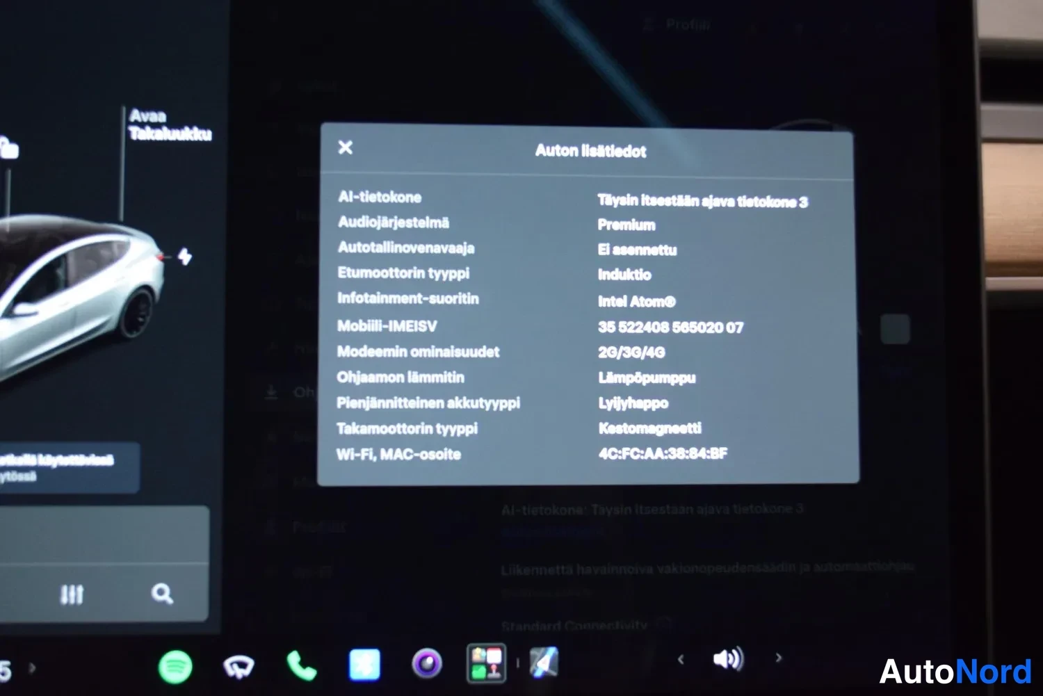 Valkoinen Tesla Model 3 Performance 2022, ulkokuva 21 – Raisio