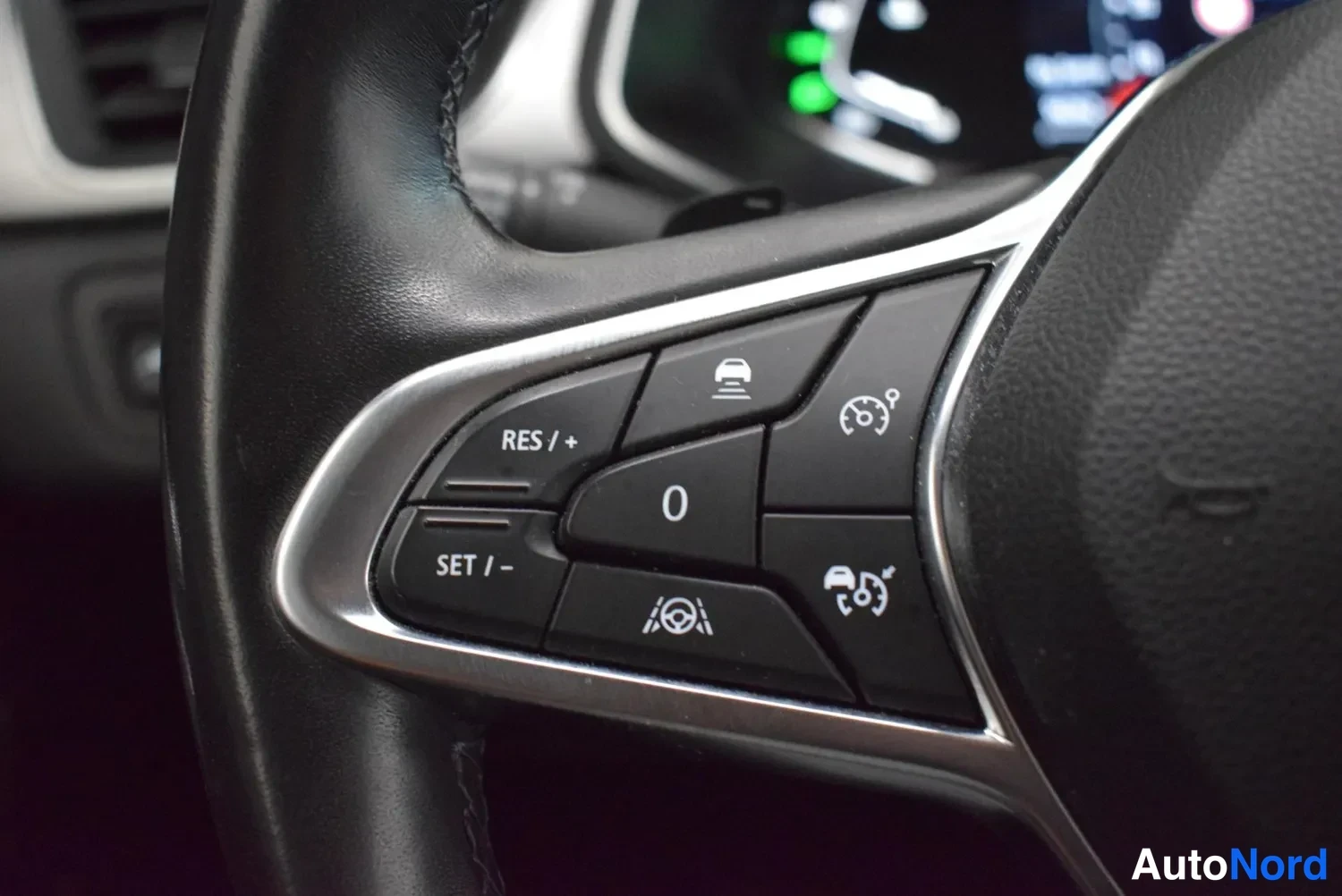 Valkoinen Renault Captur 2021, ulkokuva 14 – Raisio