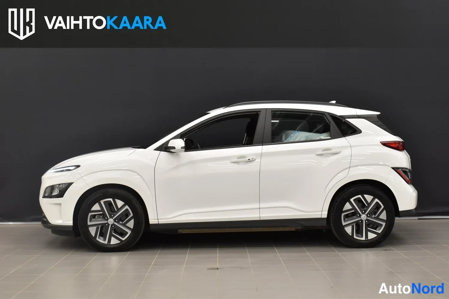 Valkoinen Hyundai Kona electric 2022, ulkokuva 2 – Raisio