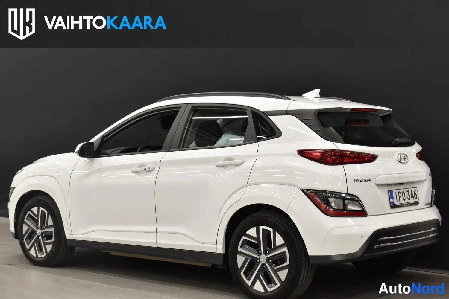 Valkoinen Hyundai Kona electric 2022, ulkokuva 3 – Raisio