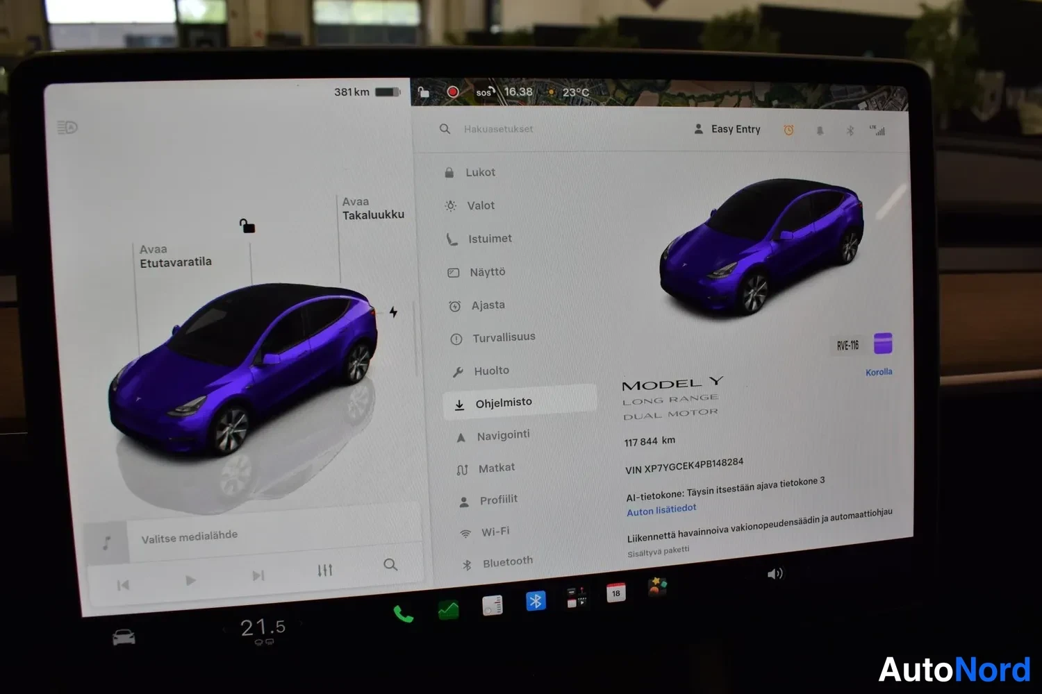 Musta Tesla Model Y 2023, ulkokuva 13 – Raisio