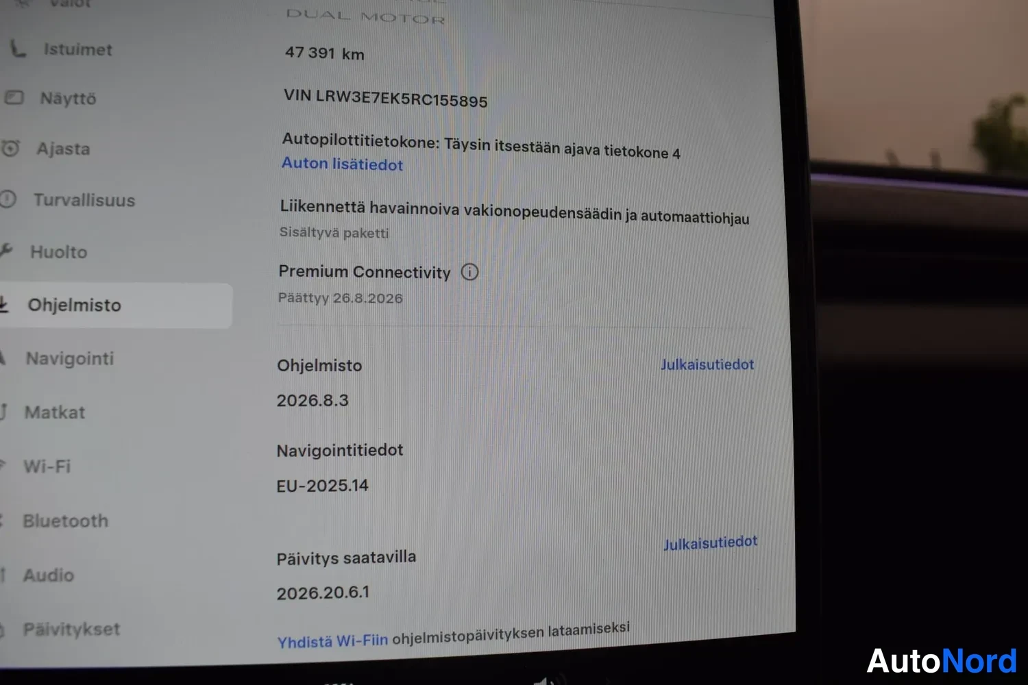 Valkoinen Tesla Model 3 2024, ulkokuva 21 – Raisio
