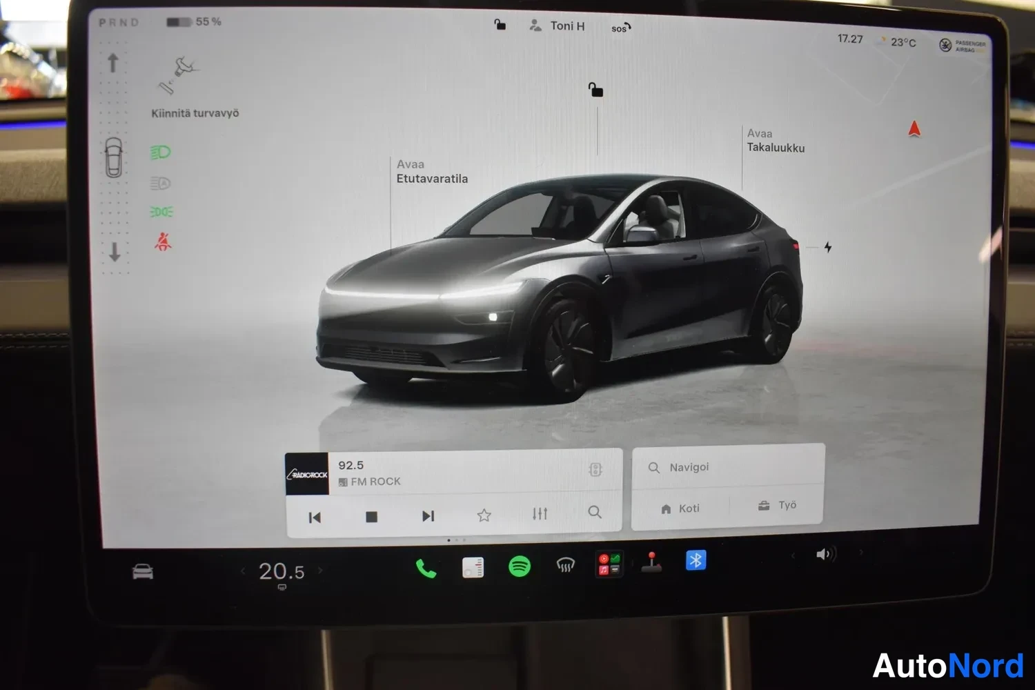 Harmaa Tesla Model Y 2025, ulkokuva 15 – Raisio