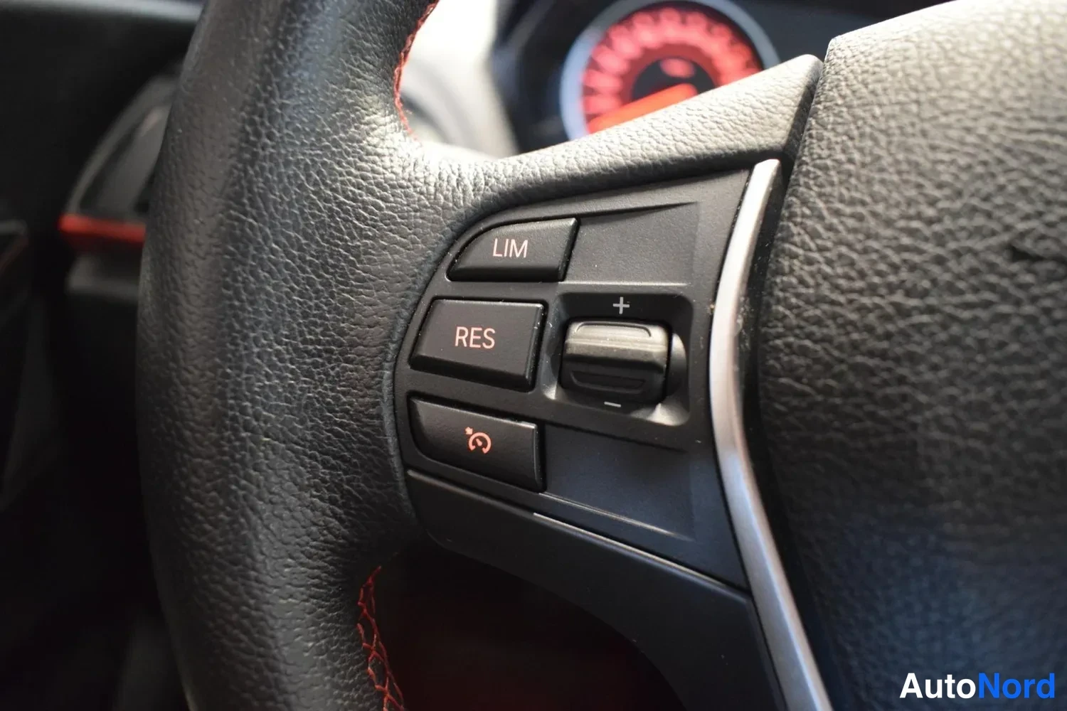 Hopea BMW 120i 2016, ulkokuva 19 – Raisio