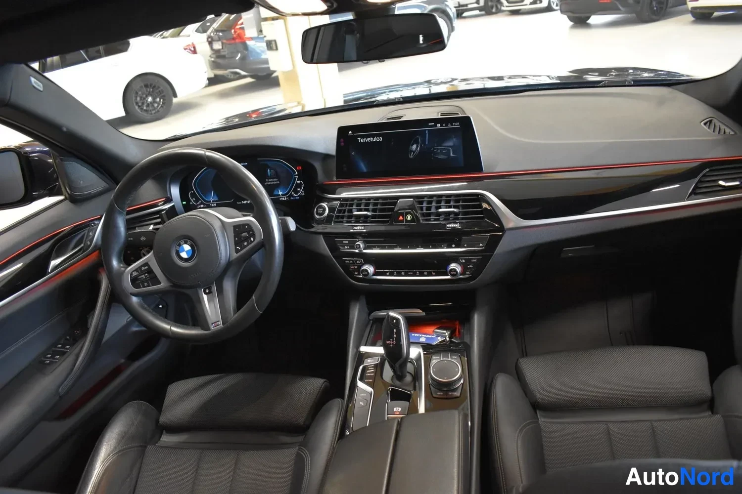 Sininen BMW 530e 2019, ulkokuva 11 – Raisio