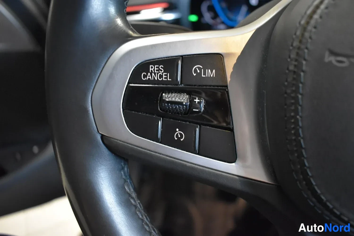 Sininen BMW 530e 2019, ulkokuva 17 – Raisio