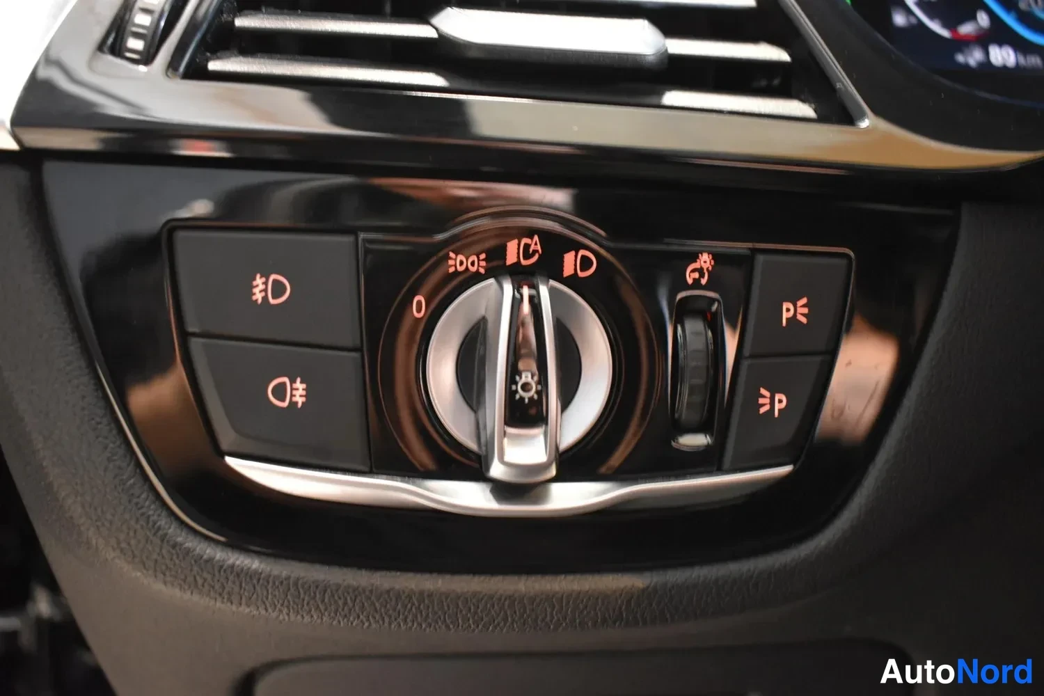 Sininen BMW 530e 2019, ulkokuva 23 – Raisio