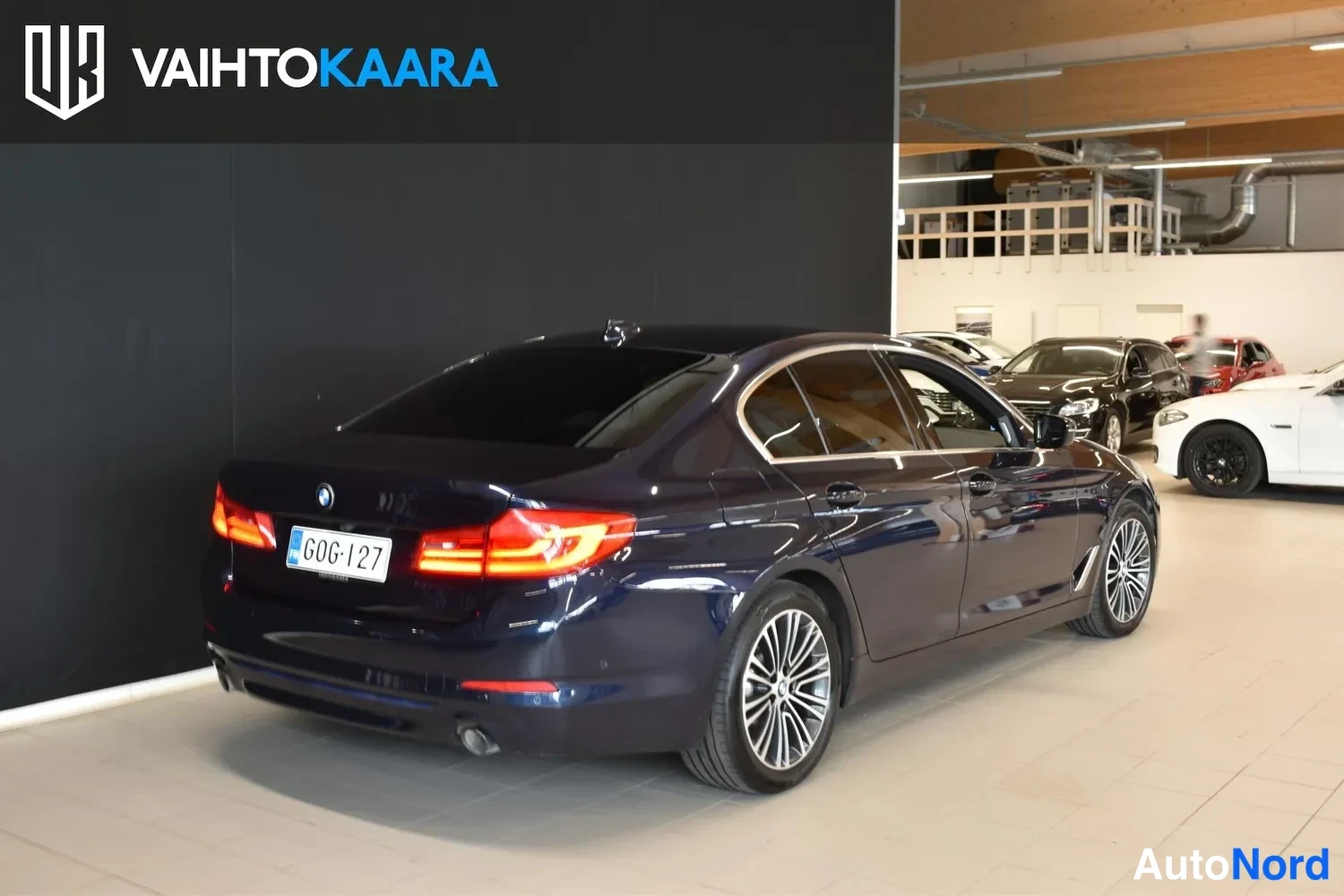 Sininen BMW 530e 2019, ulkokuva 4 – Raisio