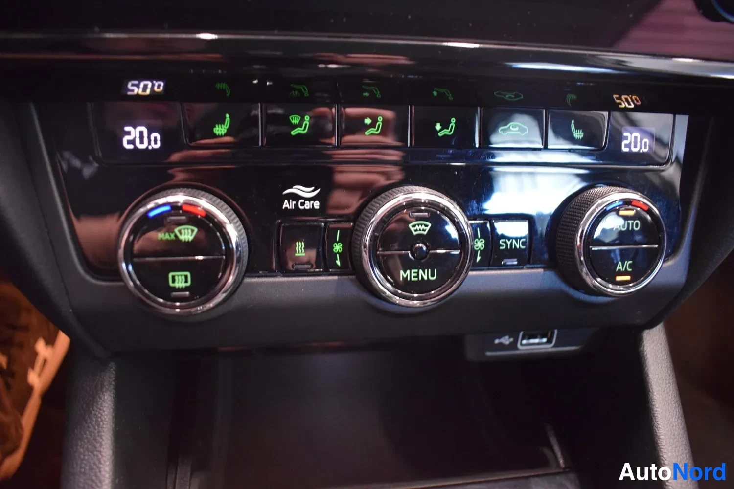 Valkoinen Skoda Octavia 2019, ulkokuva 13 – Raisio