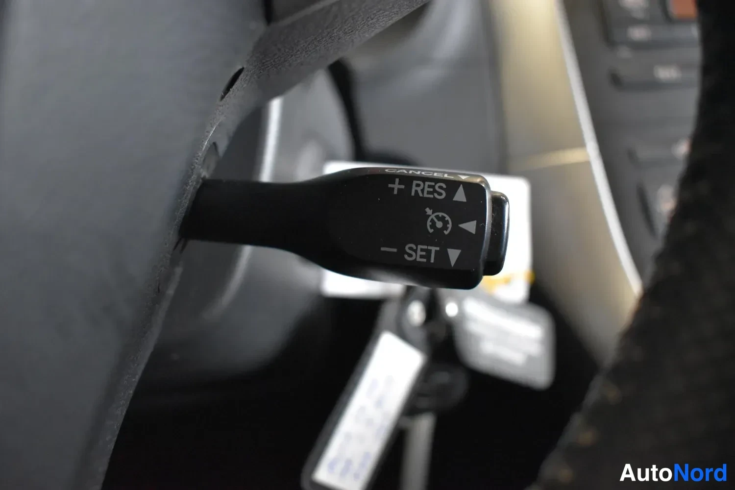 Sininen Toyota Auris 2012, ulkokuva 14 – Raisio