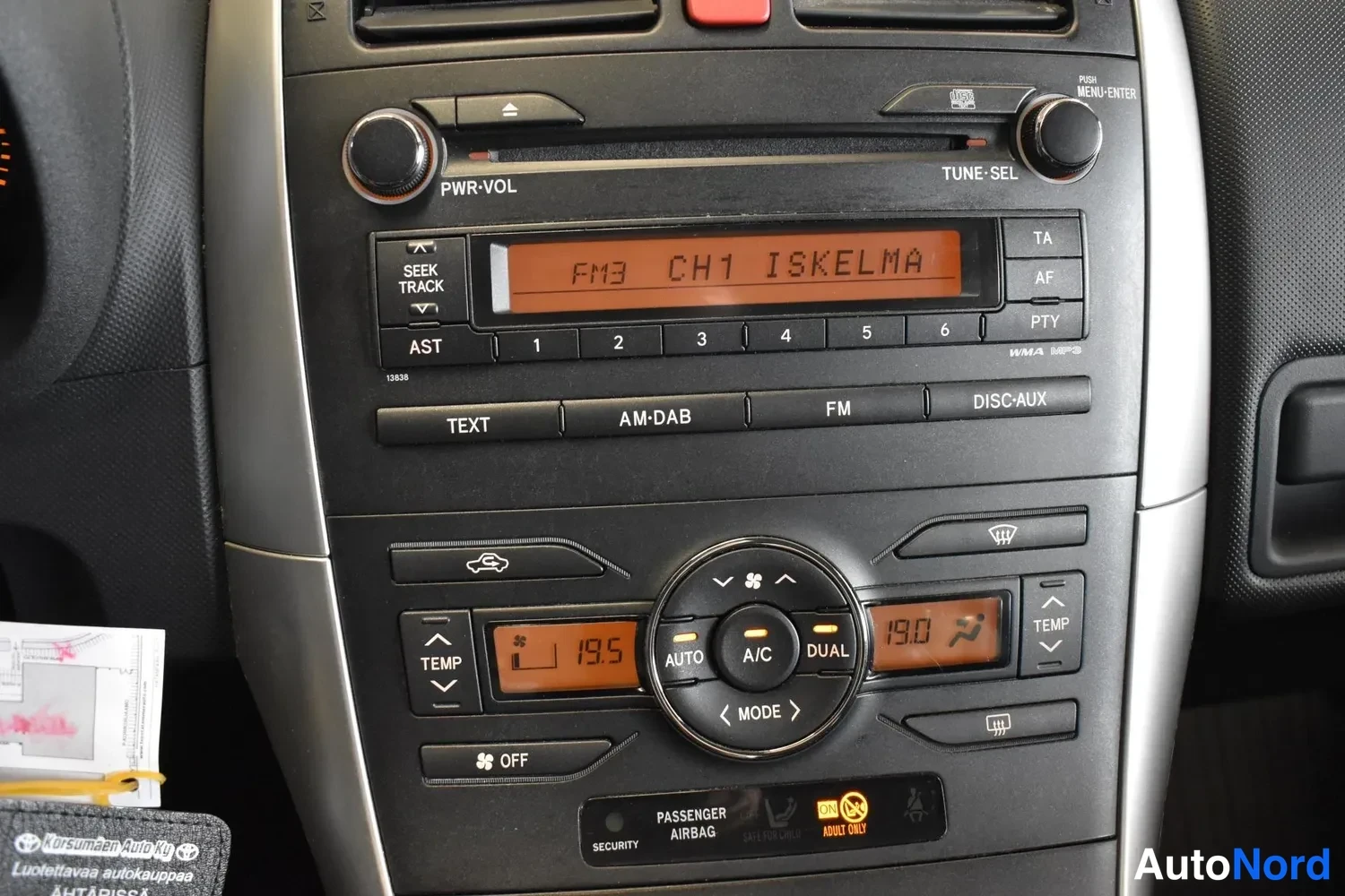 Sininen Toyota Auris 2012, ulkokuva 16 – Raisio