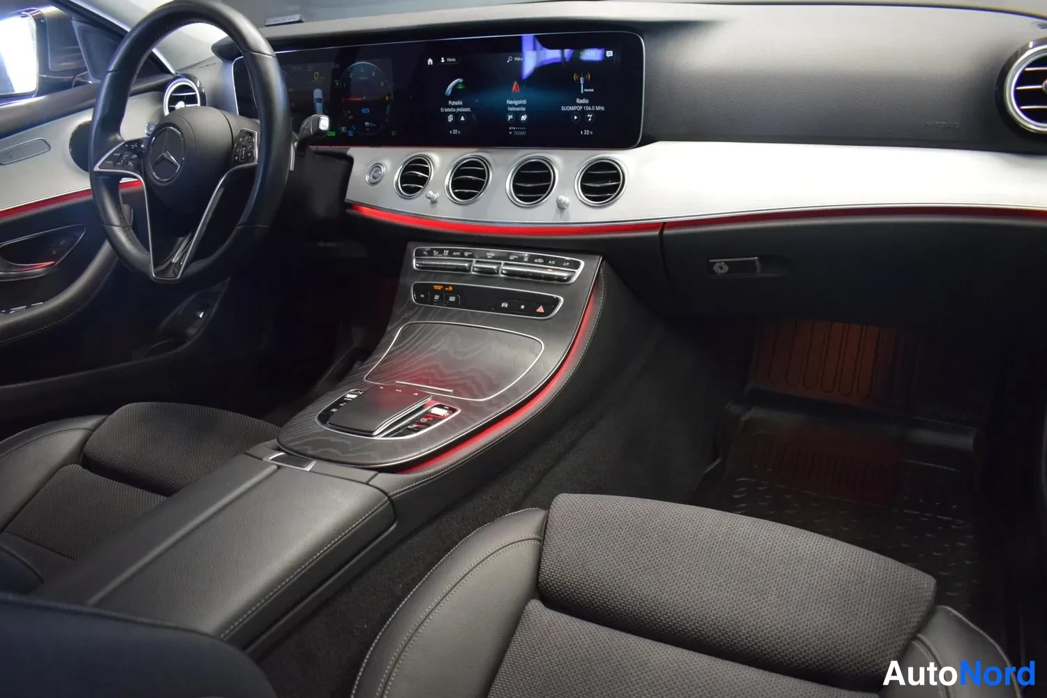 Harmaa Mercedes-Benz E 300 de 4MATIC 2021, ulkokuva 11 – Raisio