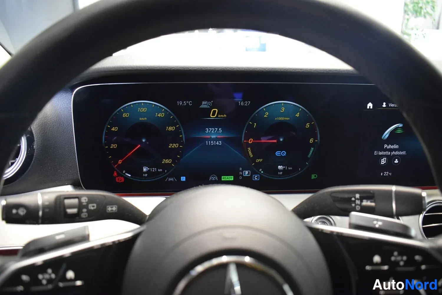 Harmaa Mercedes-Benz E 300 de 4MATIC 2021, ulkokuva 13 – Raisio