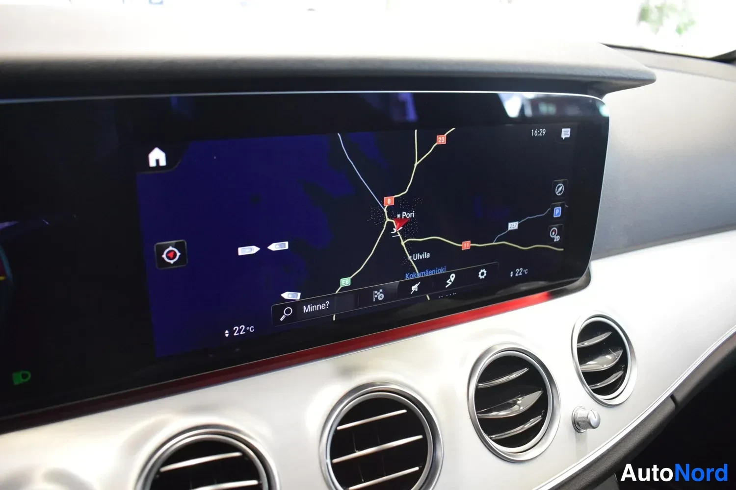 Harmaa Mercedes-Benz E 300 de 4MATIC 2021, ulkokuva 18 – Raisio