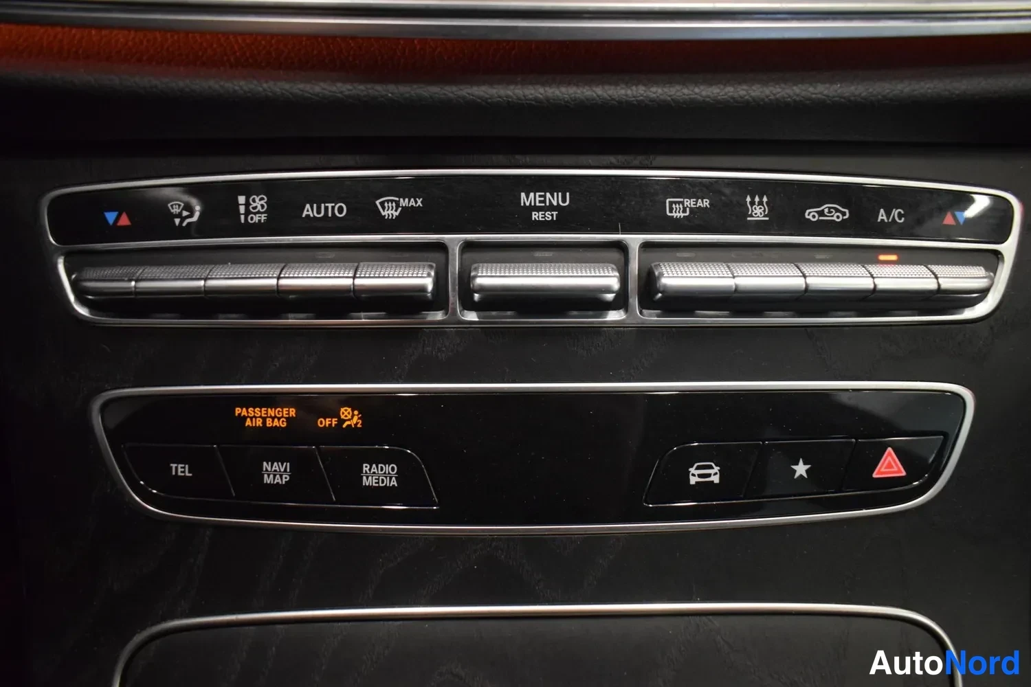 Harmaa Mercedes-Benz E 300 de 4MATIC 2021, ulkokuva 19 – Raisio