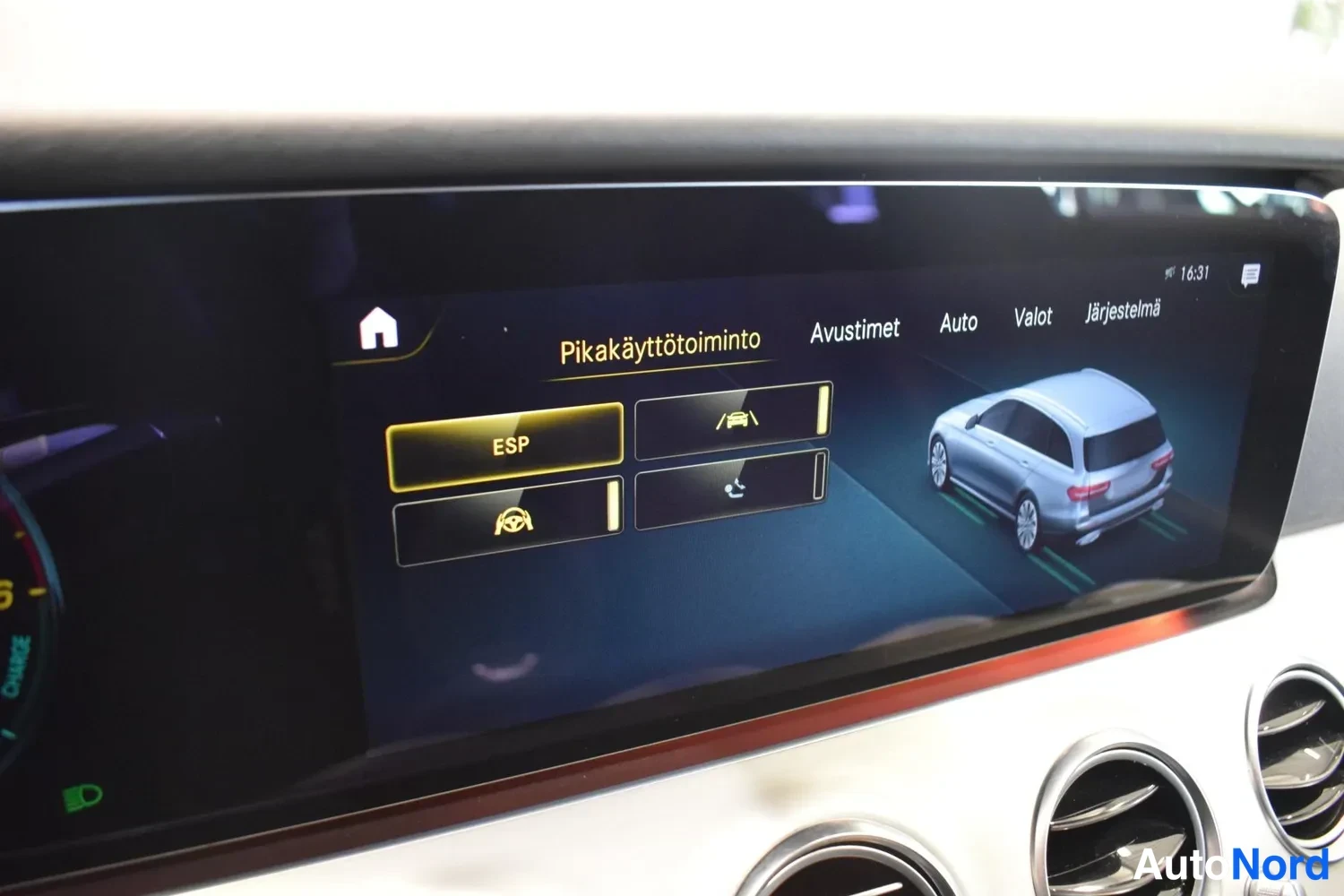 Harmaa Mercedes-Benz E 300 de 4MATIC 2021, ulkokuva 21 – Raisio