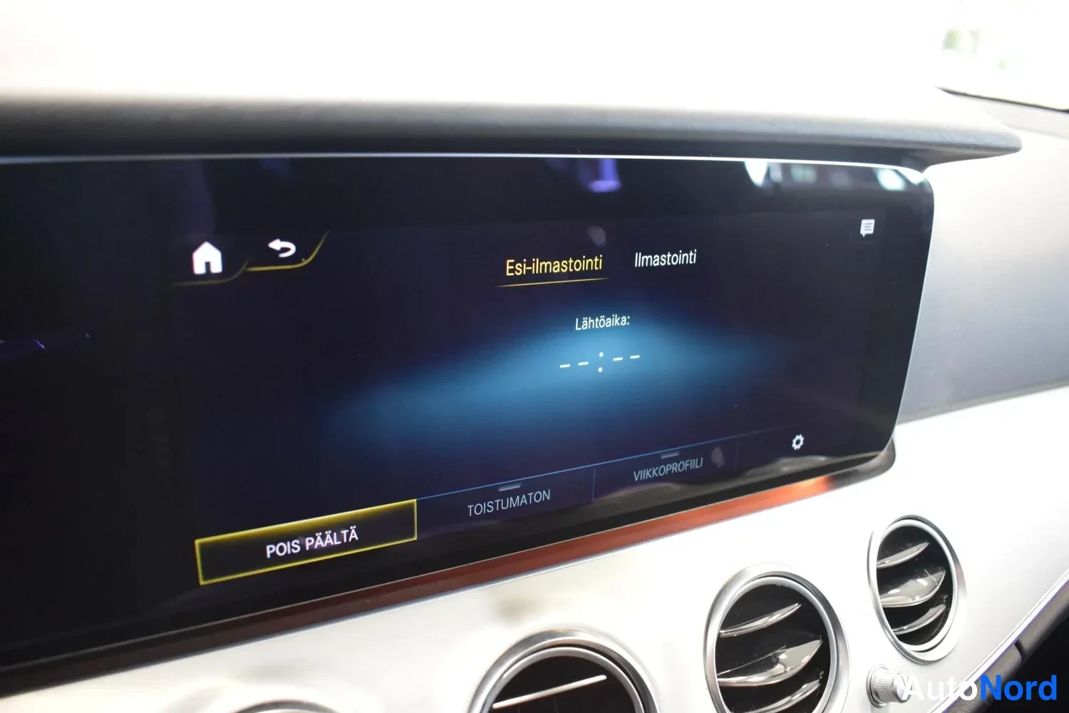 Harmaa Mercedes-Benz E 300 de 4MATIC 2021, ulkokuva 22 – Raisio