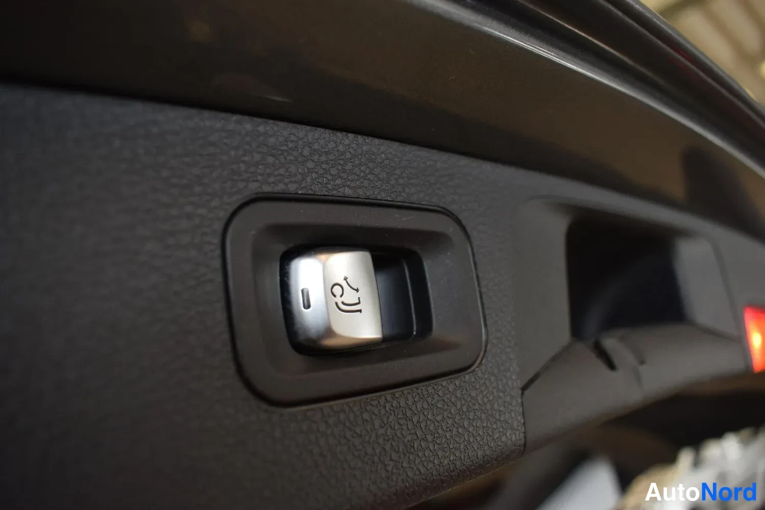 Harmaa Mercedes-Benz E 300 de 4MATIC 2021, ulkokuva 24 – Raisio