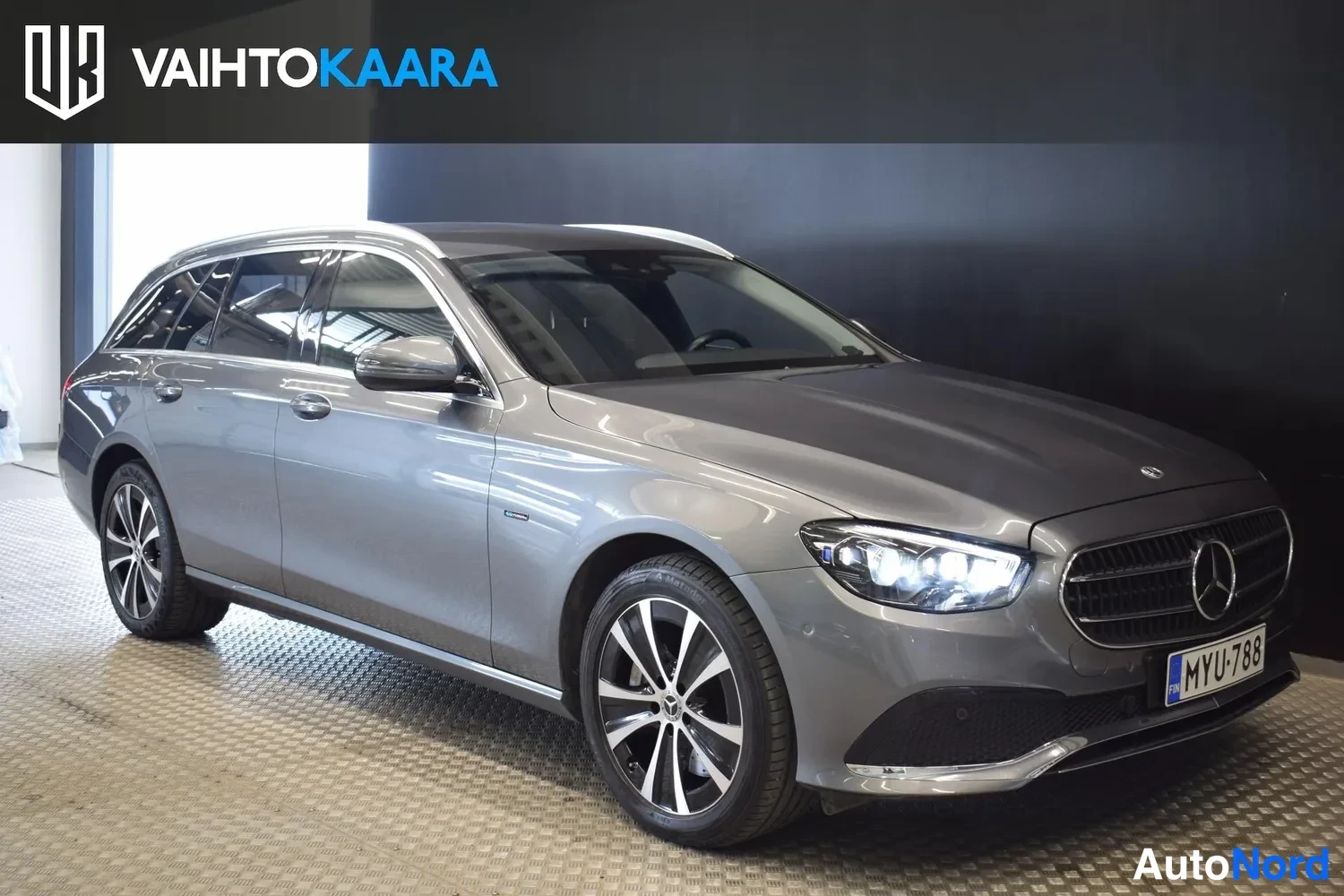 Harmaa Mercedes-Benz E 300 de 4MATIC 2021, ulkokuva 6 – Raisio