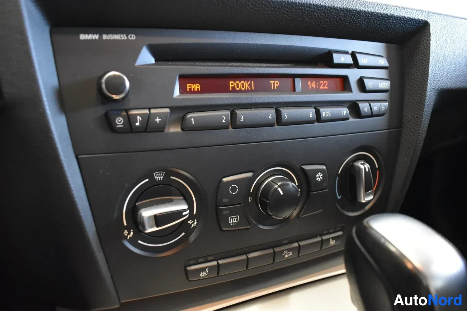 Sininen BMW 320d xDrive 2009, ulkokuva 15 – Raisio
