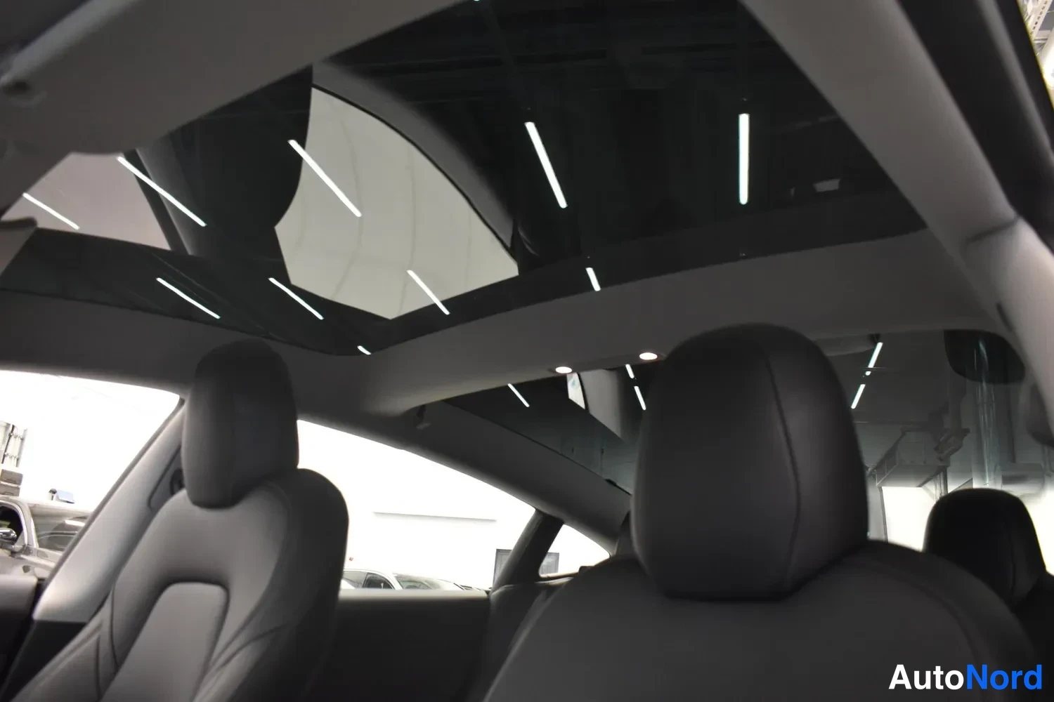 Musta Tesla Model 3 Standard 2022, ulkokuva 16 – Raisio