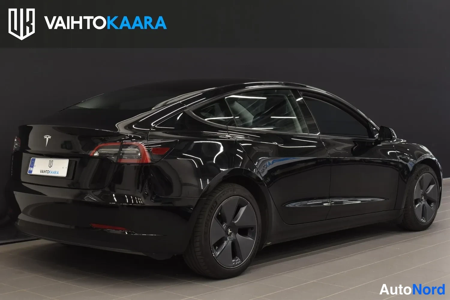 Musta Tesla Model 3 Standard 2022, ulkokuva 5 – Raisio